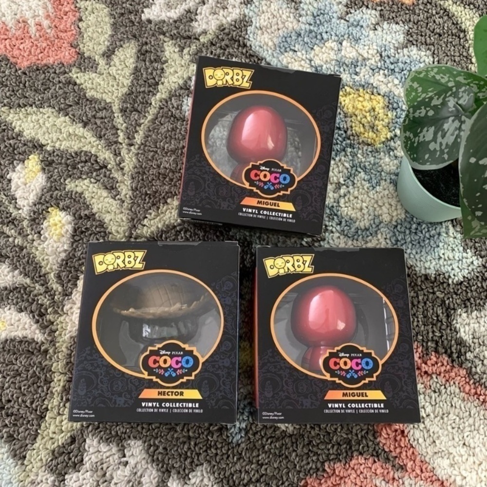 2017 RARE Lot 3 Disney Coco Funko Dorbz GITD Glow Miguel Hector Limited Edition - Picture 13 of 15
